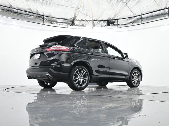 Used 2021 Ford Edge Titanium AWD SUV - photo 31