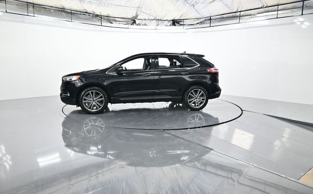 Used 2021 Ford Edge Titanium AWD SUV - photo 7