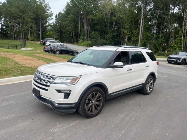Used 2018 Ford Explorer - photo 2