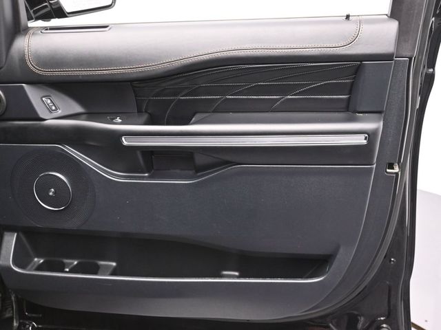 Used 2020 Ford Expedition Platinum 4x4 SUV - photo 45