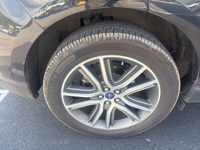 Used 2021 Ford Edge Titanium SUV - photo 10