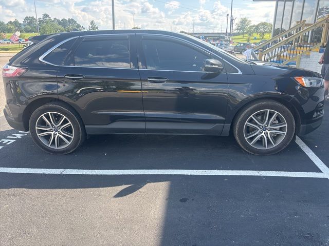 Used 2021 Ford Edge Titanium SUV - photo 12