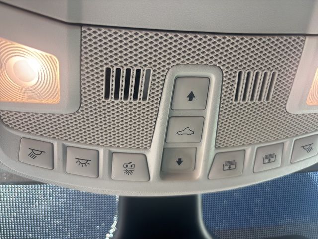 Used 2021 Ford Edge Titanium SUV - photo 26