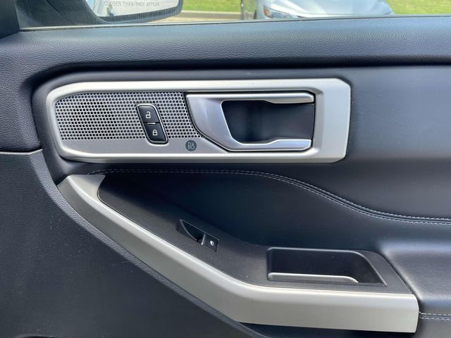 Used 2023 Ford Explorer Limited SUV - photo 12