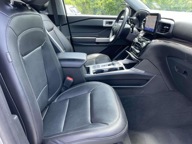 Used 2023 Ford Explorer Limited SUV - photo 9