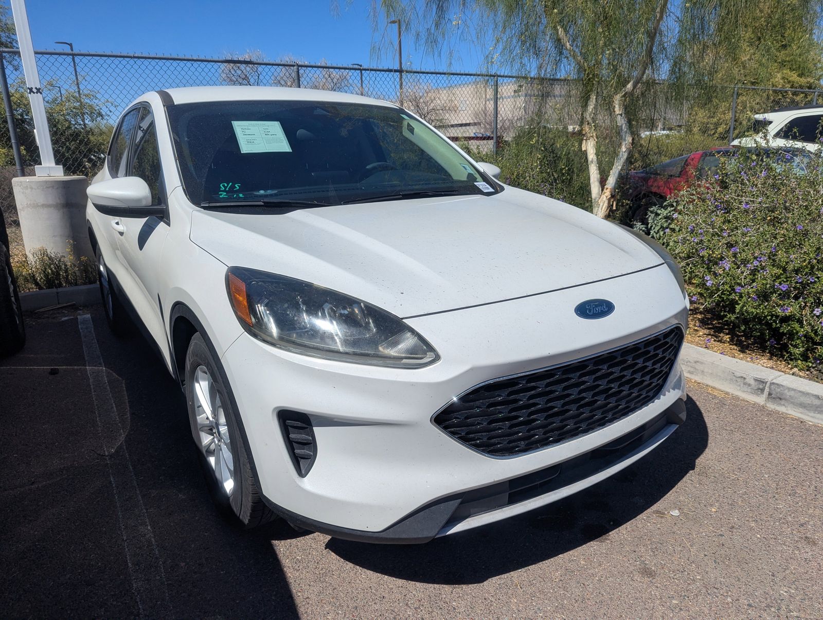 Used 2020 Ford Escape SE - photo 3