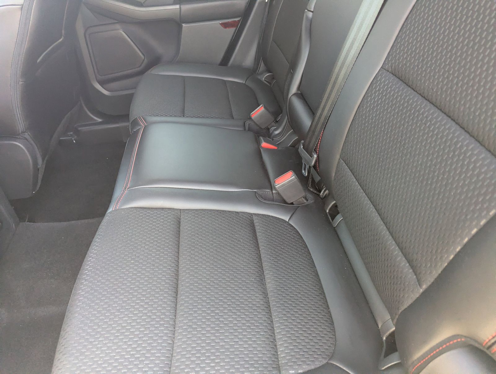 New 2025 Ford Escape ST-Line - photo 48