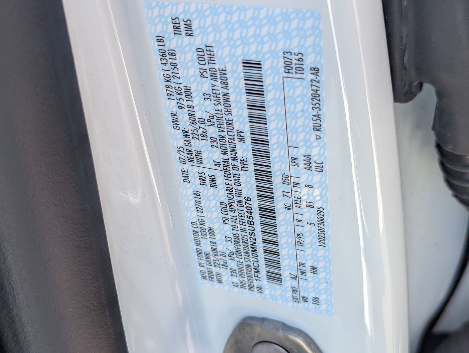 New 2025 Ford Escape ST-Line - photo 54