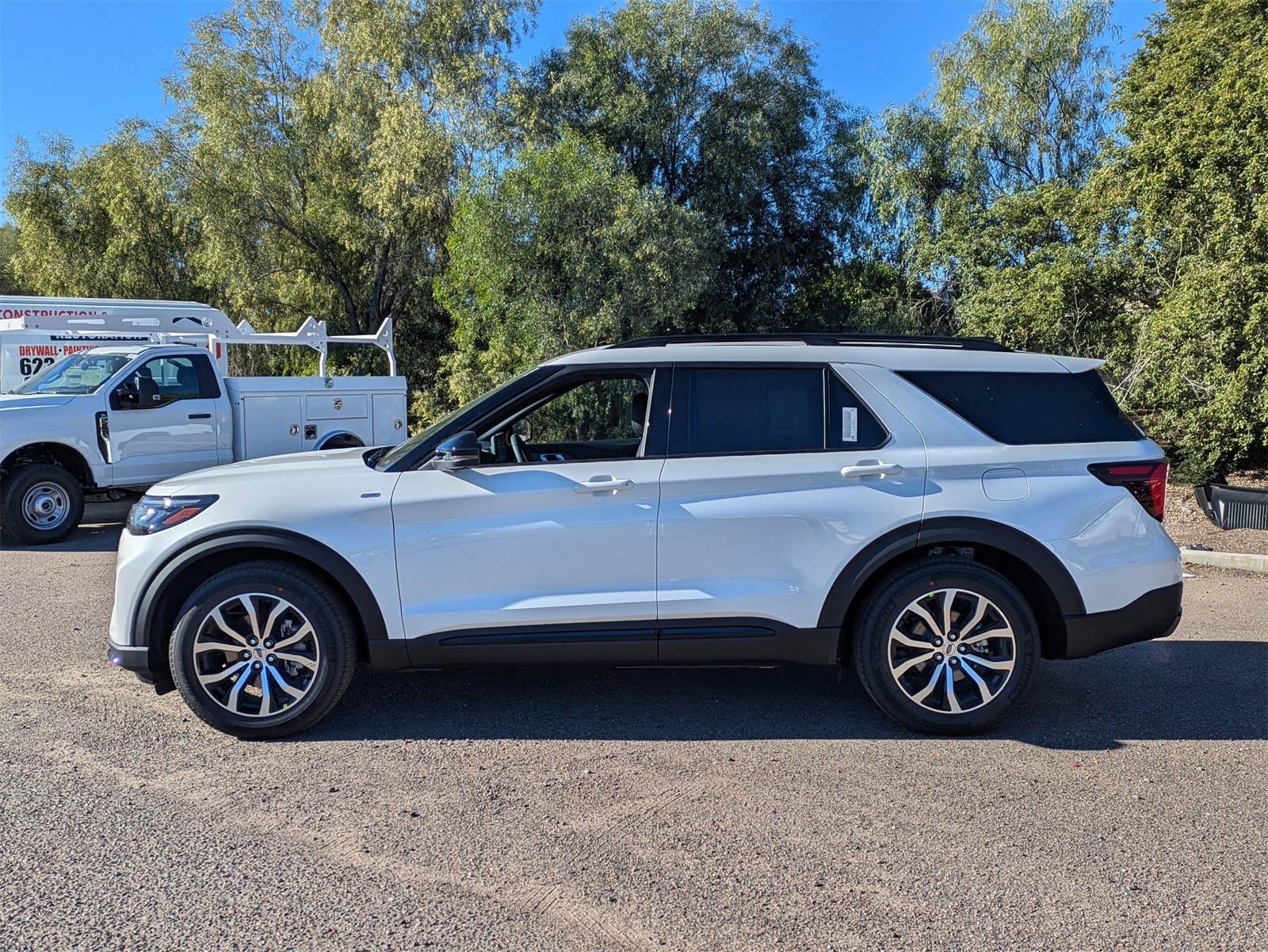 New 2026 Ford Explorer ST-Line - photo 25