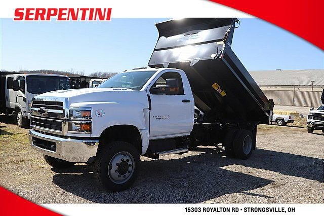New 2024 Chevrolet Silverado 5500 - photo 1