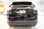 Used 2018 Ford Edge SE thumbnail 5