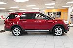 Used 2016 Ford Explorer XLT thumbnail 11