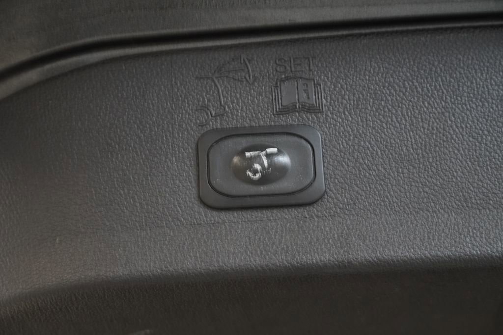 Used 2018 Ford Escape SEL - photo 12