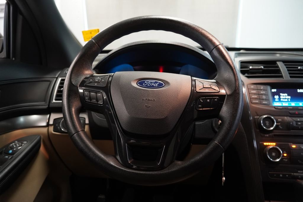 Used 2017 Ford Explorer Base - photo 16