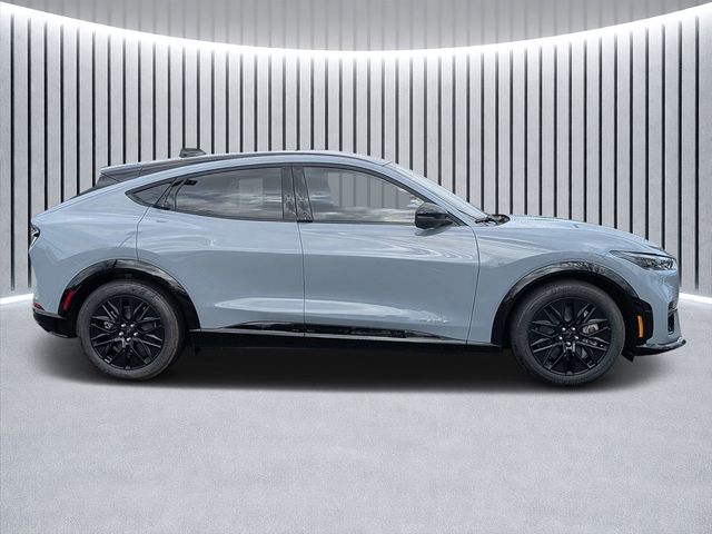 New 2026 Ford Mustang Mach-E - photo 2