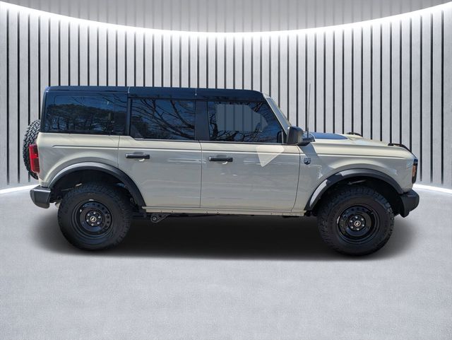 New 2026 Ford Bronco - photo 2