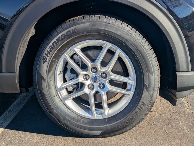 New 2026 Ford Explorer ACTIV - photo 18