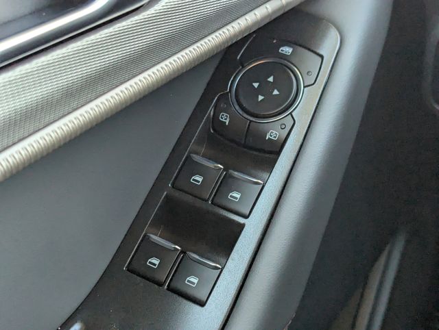New 2026 Ford Explorer - photo 2