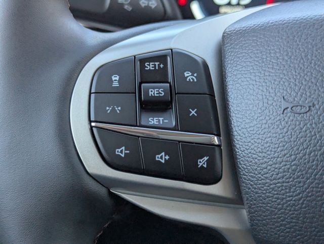 New 2026 Ford Explorer - photo 2