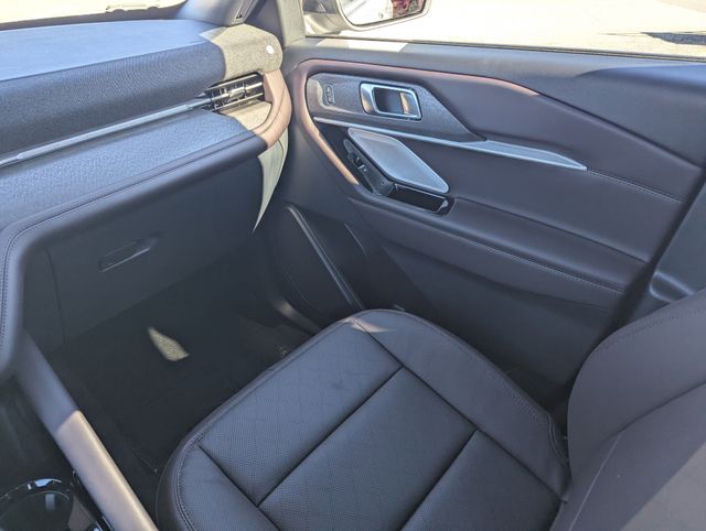 New 2026 Ford Explorer Platinum - photo 17