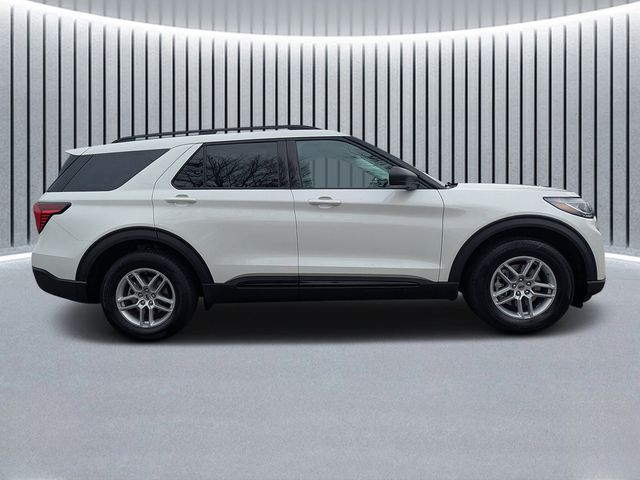 New 2026 Ford Explorer - photo 2
