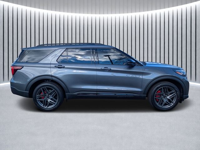 New 2026 Ford Explorer - photo 2