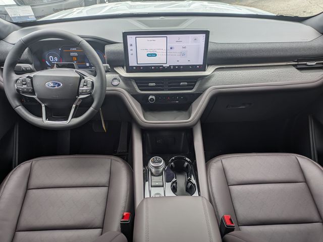 New 2026 Ford Explorer Platinum - photo 14