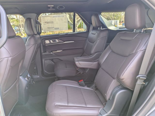 New 2026 Ford Explorer Platinum - photo 13