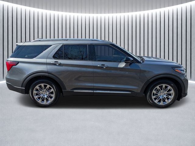 New 2026 Ford Explorer Platinum - photo 3