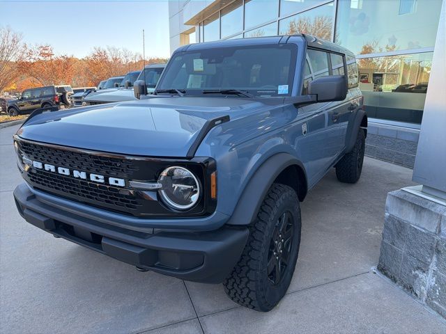 New 2025 Ford Bronco - photo 2