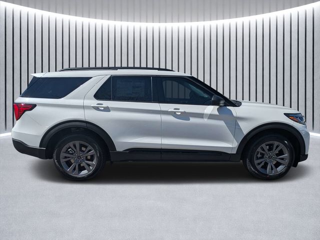 New 2026 Ford Explorer - photo 2